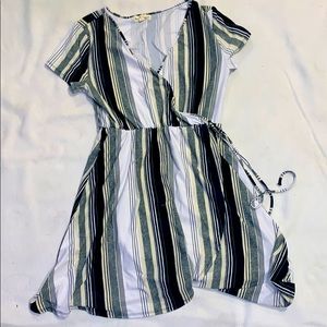 ✨Beautiful, Colorful, and Comfy Dress✨